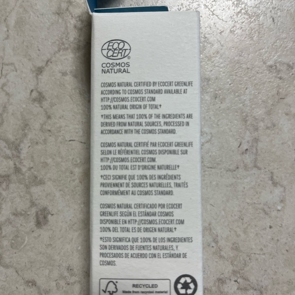 NIB Mary Kay Naturally Nourishing Oil - Picture 3 of 3